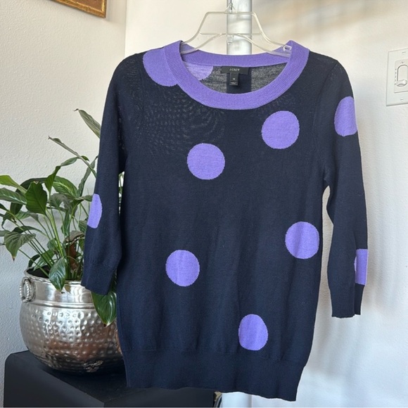 J.CREW 100% Merino Wool Tippi Sweater Polka Dot Sz XS Lightweight Navy Purple - Picture 1 of 10